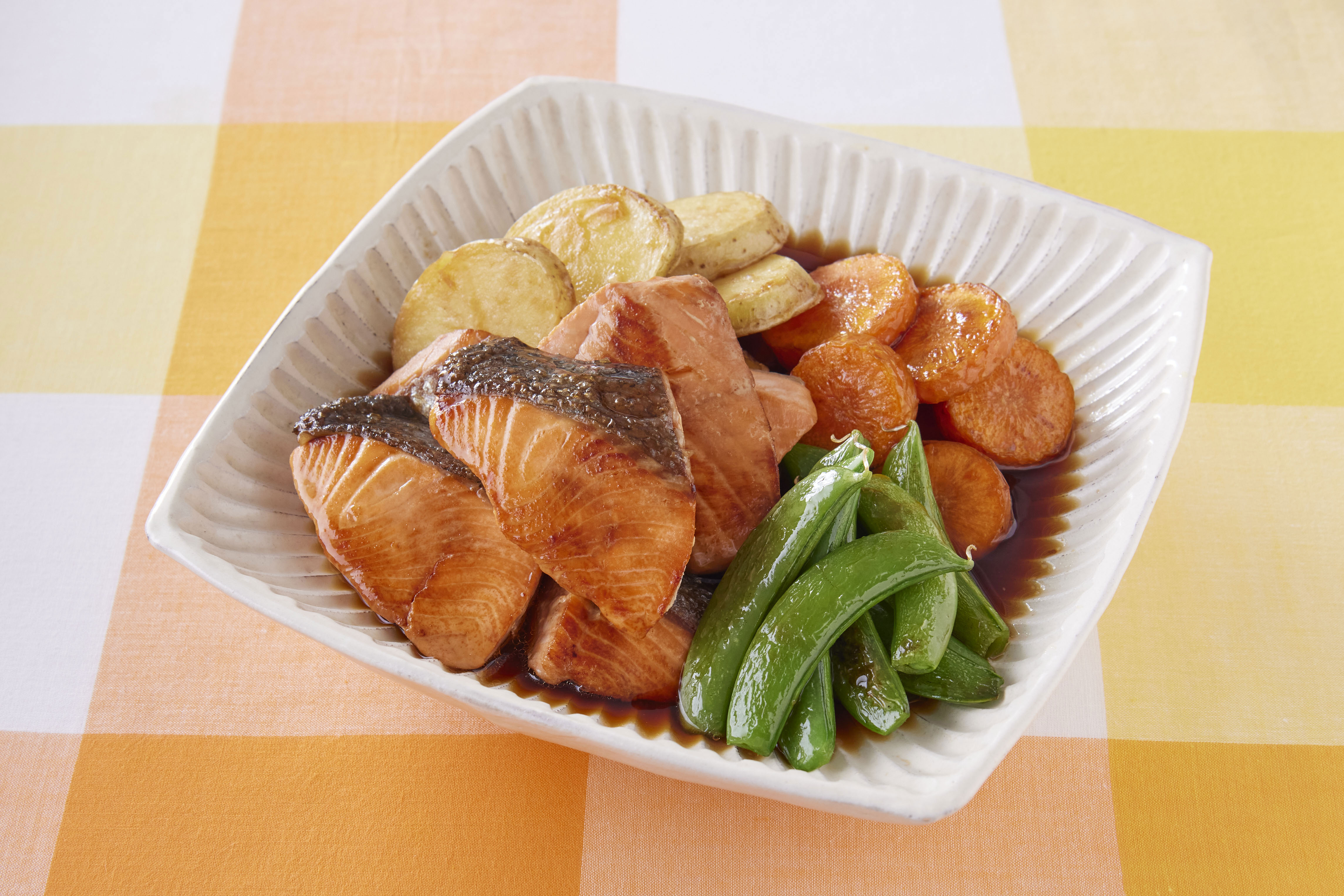 銀鮭と野菜の焼き漬け