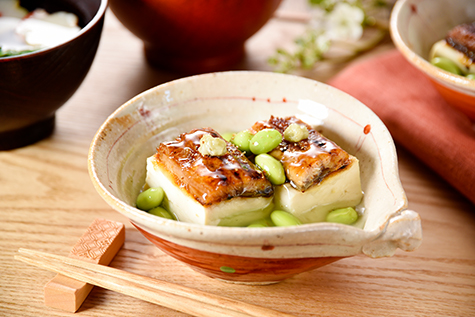 うなぎと豆腐の重ね蒸し　枝豆あんかけ